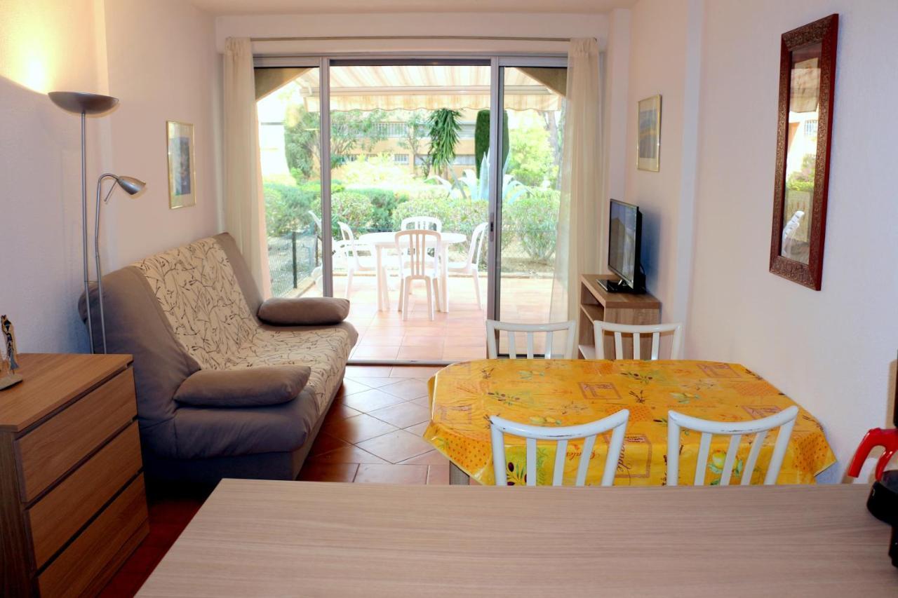 T2 Terrasse, Bormes Les Mimosas La Faviere, 5 Pers, 5 Mn A Pieds Des Plages Et Commerces Kültér fotó